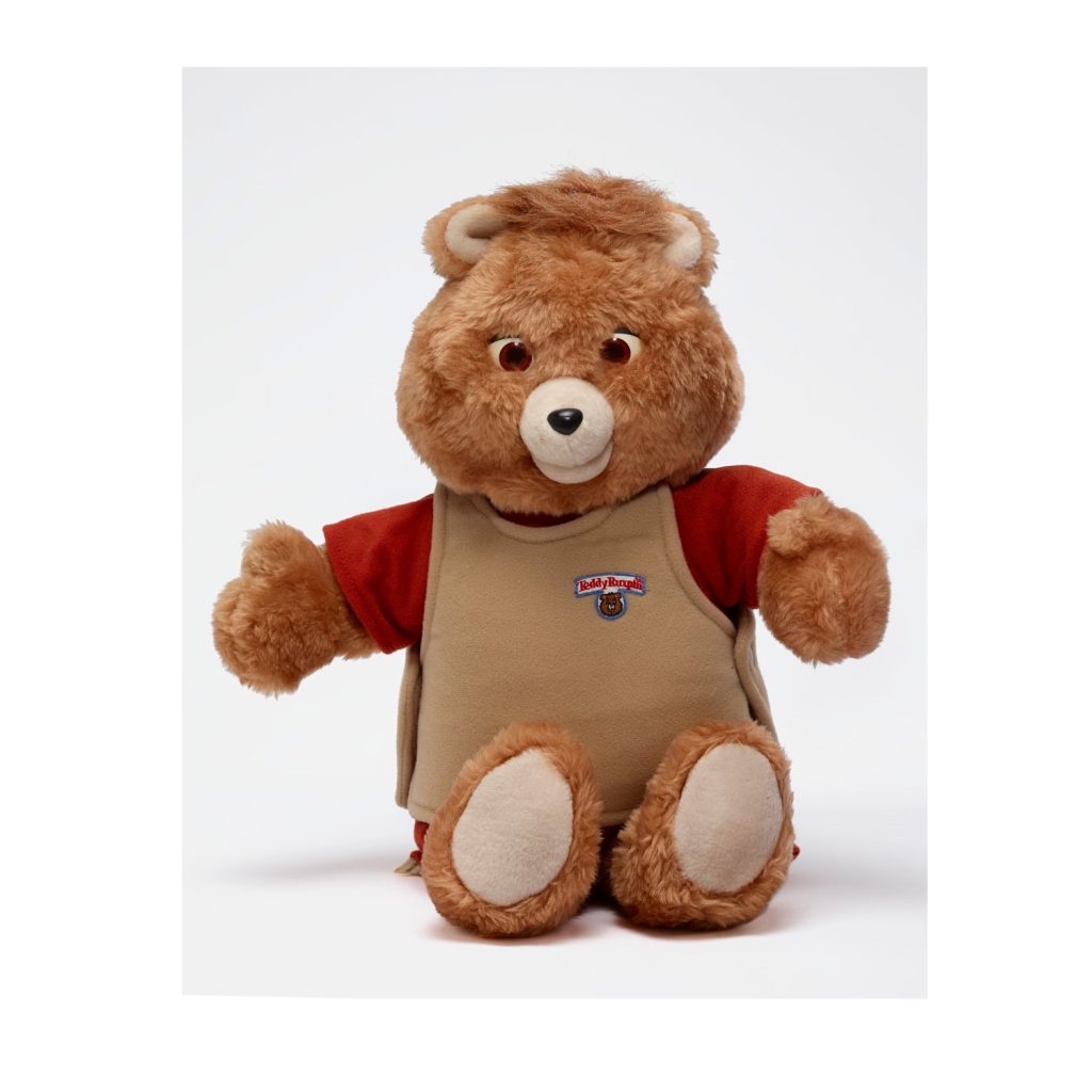 Teddy Ruxpin Talking Bear Top 10 Christmas Toys 1985 storytelling audio cassette animatronic bear